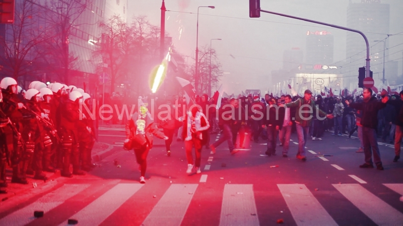 11_11_2012-Marsz-Niepodleglosci-Antifa-v_16