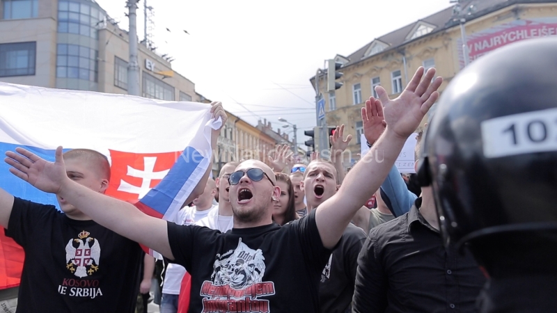 Protest-proti-utecencom-Kotleba-Bratislava-2015-v8_8-Jihlava-postpravda.00_03_16_22.Still015