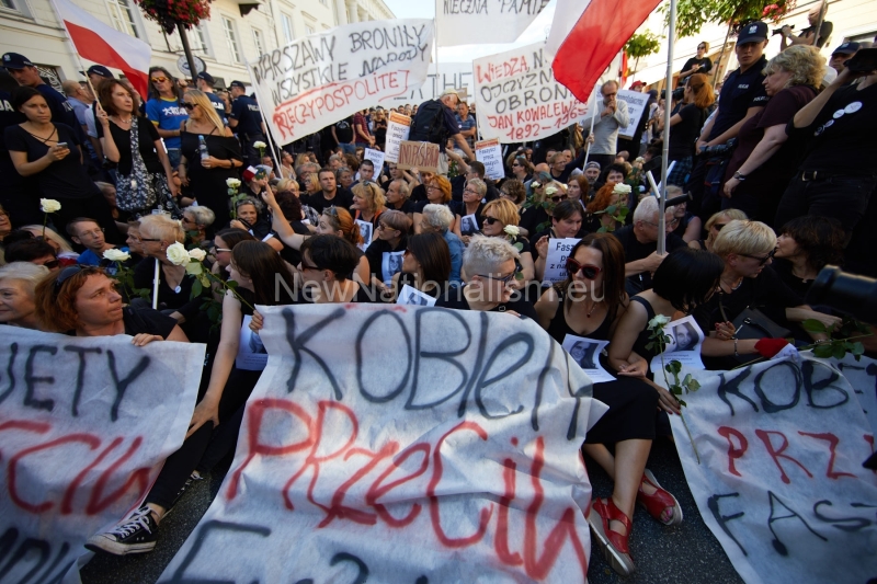 Polish-Antifa-and-feminist-rally-vs-ONR-MW-2B9A8913